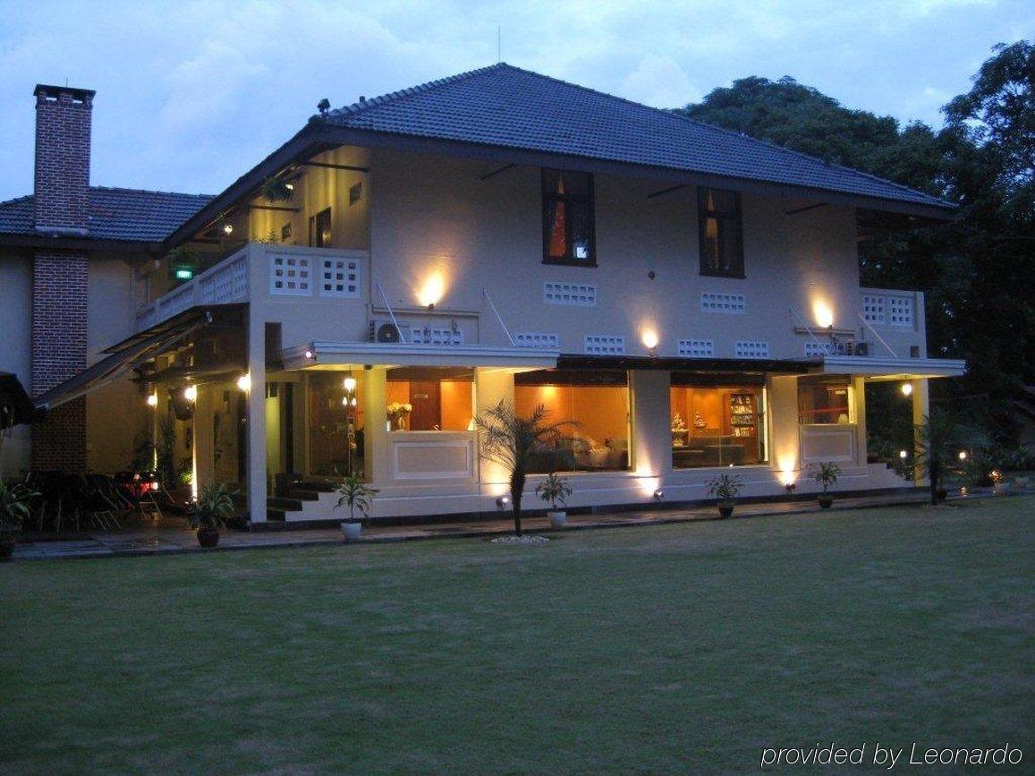 Oyo 104 Pegasus Hotel Singapore Ngoại thất bức ảnh