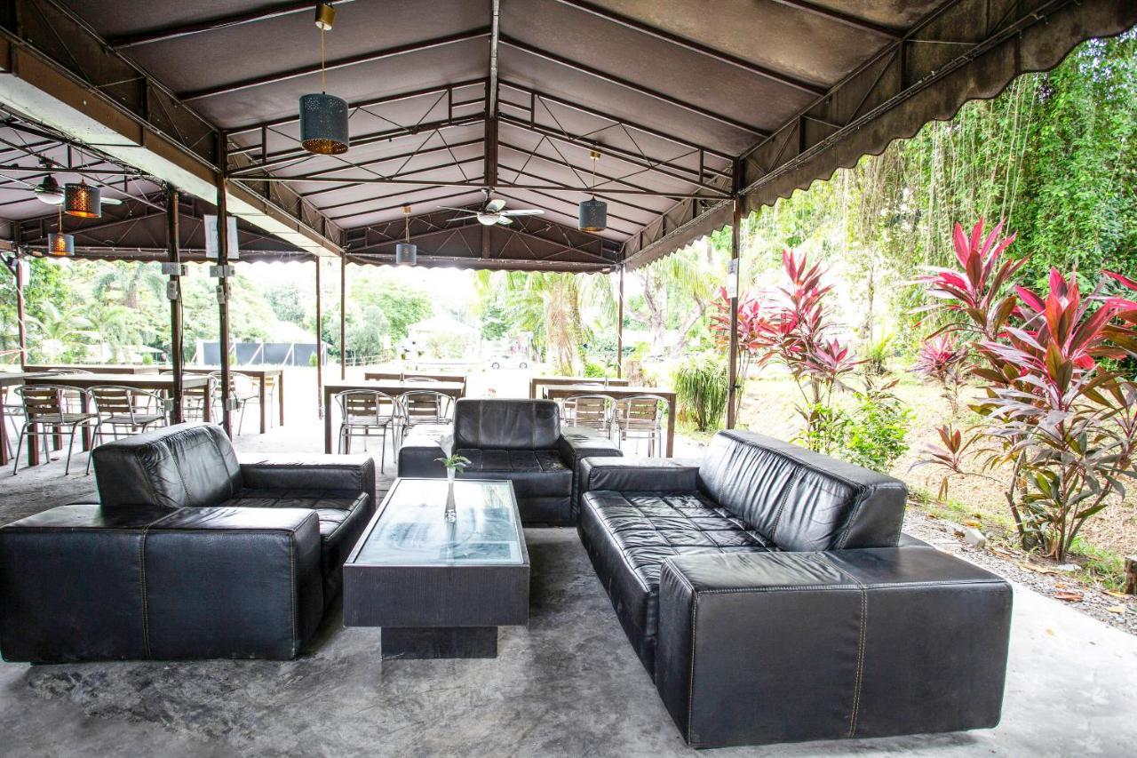 Oyo 104 Pegasus Hotel Singapore Ngoại thất bức ảnh