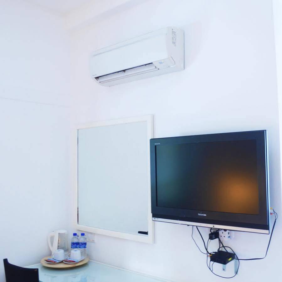 Oyo 104 Pegasus Hotel Singapore Ngoại thất bức ảnh