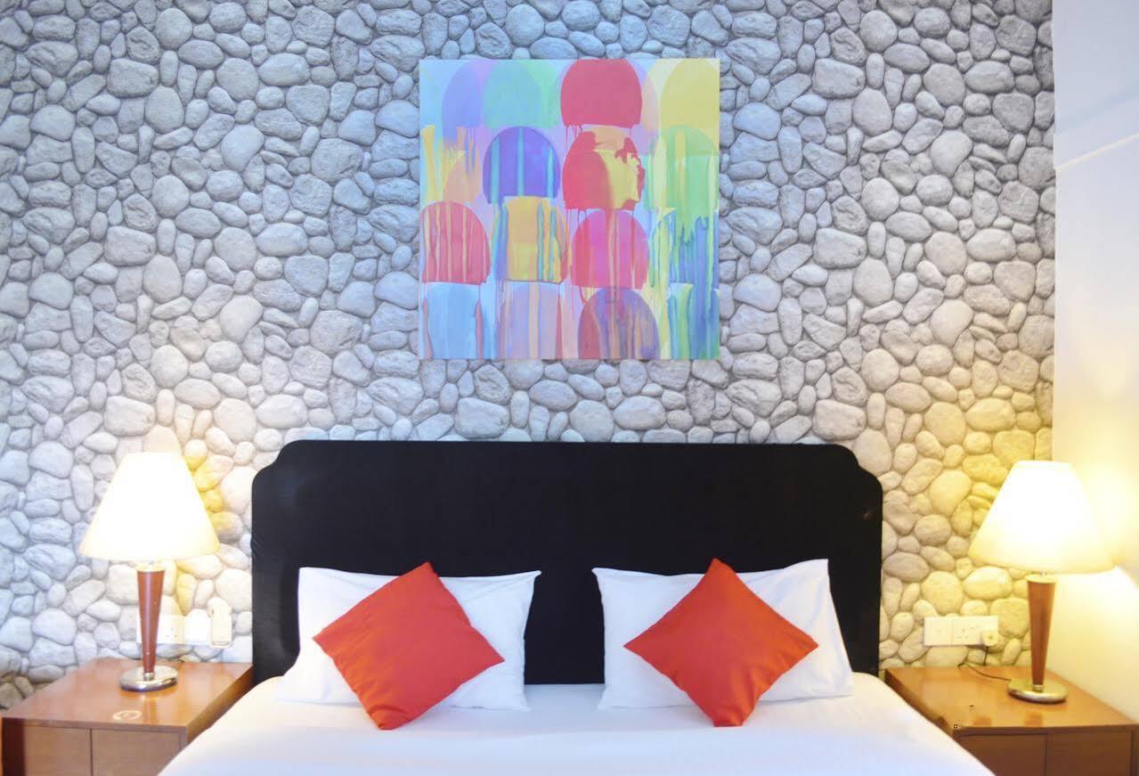 Oyo 104 Pegasus Hotel Singapore Ngoại thất bức ảnh