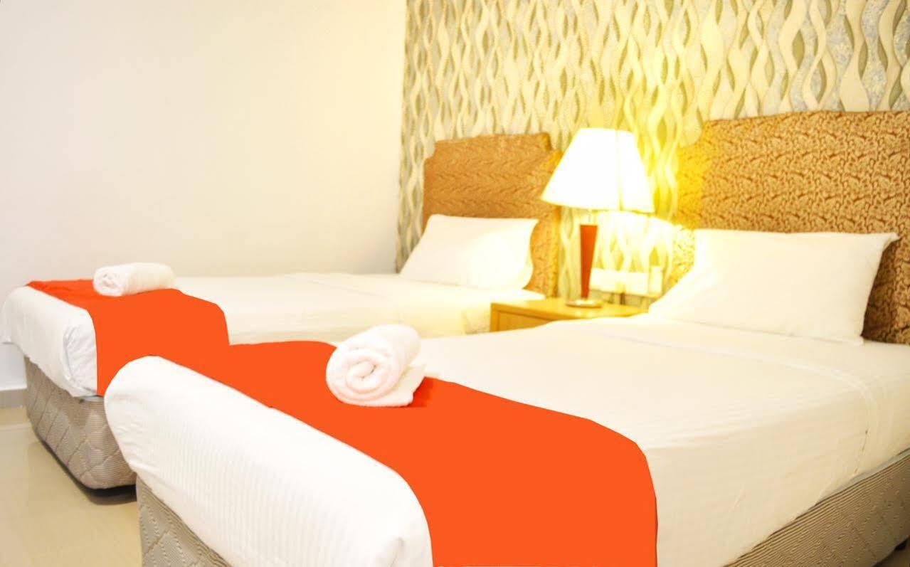 Oyo 104 Pegasus Hotel Singapore Ngoại thất bức ảnh